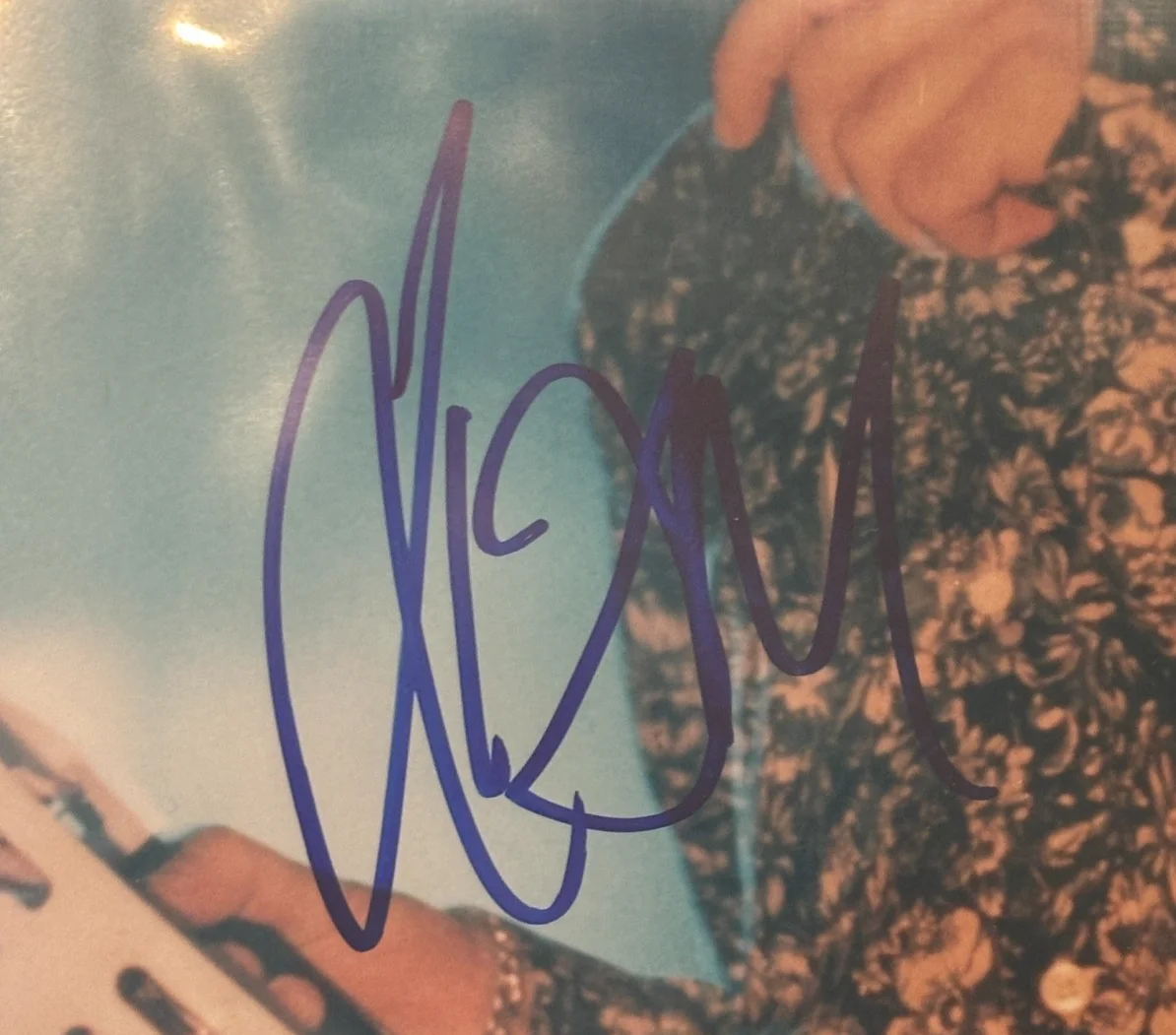 LIAM GALLAGHER Signed OASIS 8 X 10 PHOTO Beckett Encapsulated (BAS), image 2