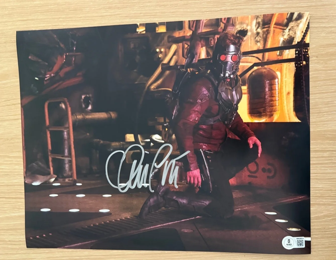Chris Pratt — CHRIS PRATT SIGNED GUARDIANS OF THE GALAXY STAR LORD 11X14 PHOTO BECKETT BAS