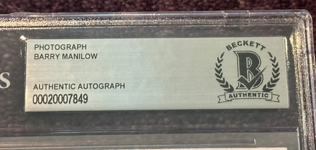 BARRY MANILOW Signed 8 X 10 PHOTO Beckett Encapsulated (BAS), image 3