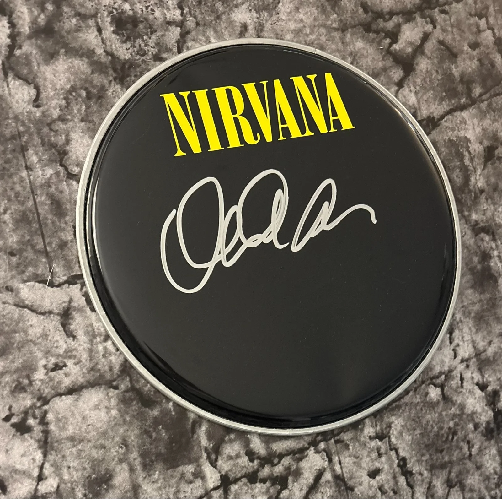 GFA Nirvana Band Drummer * DALE CROVER * Signed 10" Drumhead EXACT PROOF COA, image 3