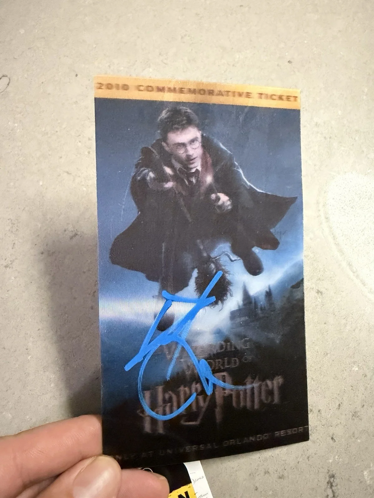 Daniel Radcliffe — UNIVERSAL STUDIOS DANIEL RADCLIFFE SIGNED HARRY POTTER GRAND OPENING TICKET JSA, image 2