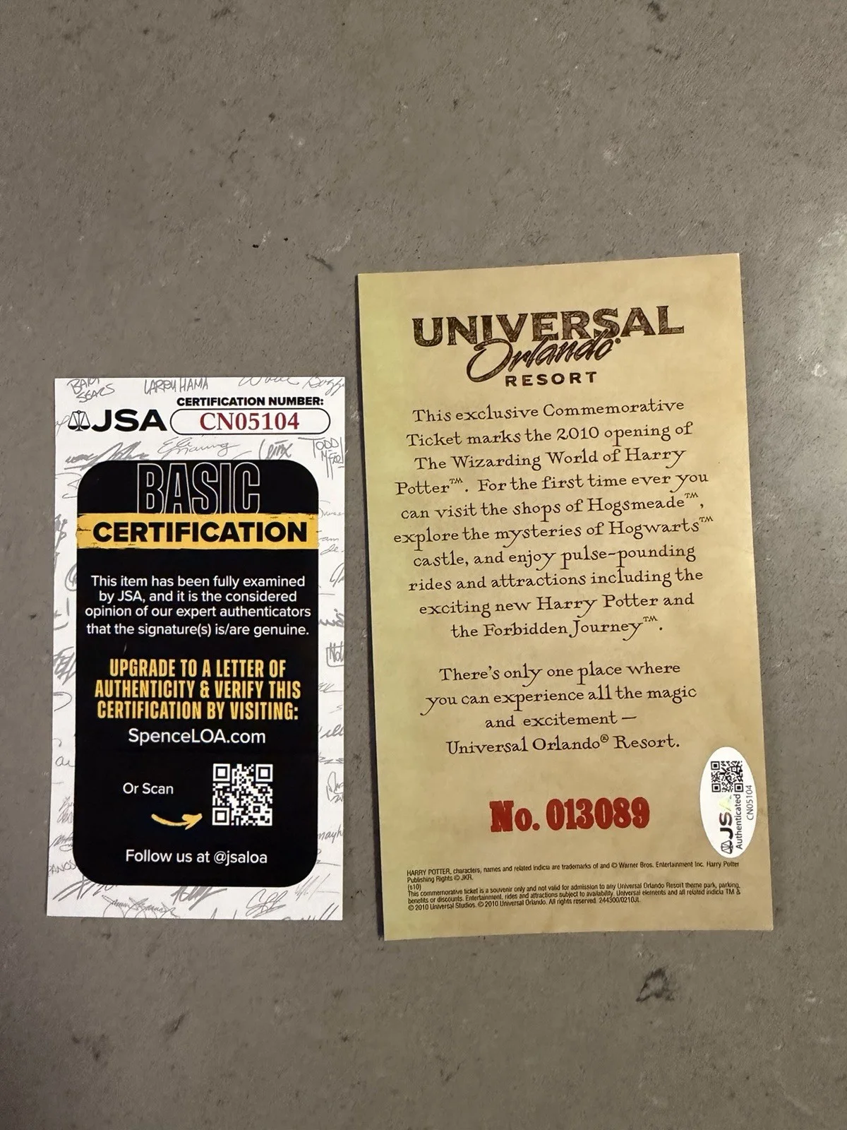 Daniel Radcliffe — UNIVERSAL STUDIOS DANIEL RADCLIFFE SIGNED HARRY POTTER GRAND OPENING TICKET JSA, image 4