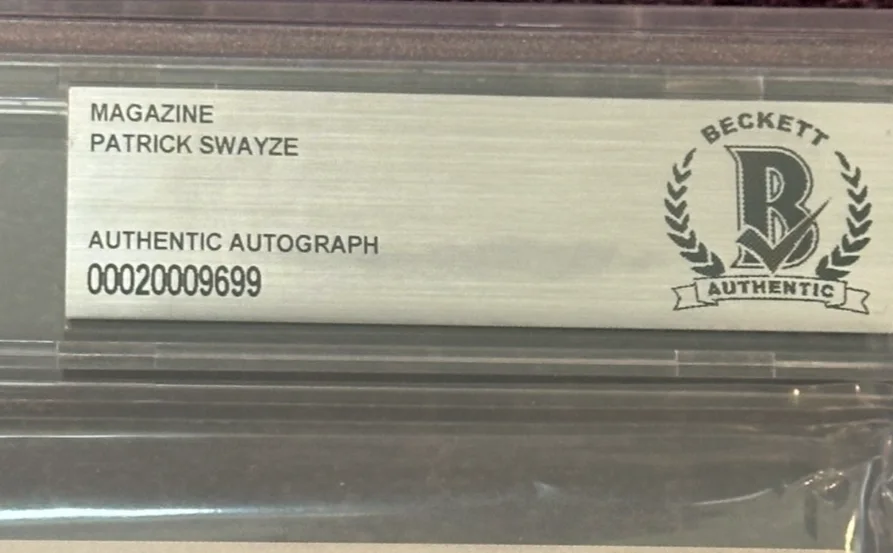 PATRICK SWAYZE — PATRICK SWAYZE Signed Feb 1989 GQ Magazine BAS Beckett & Encapsulated NO Label, изображение 3