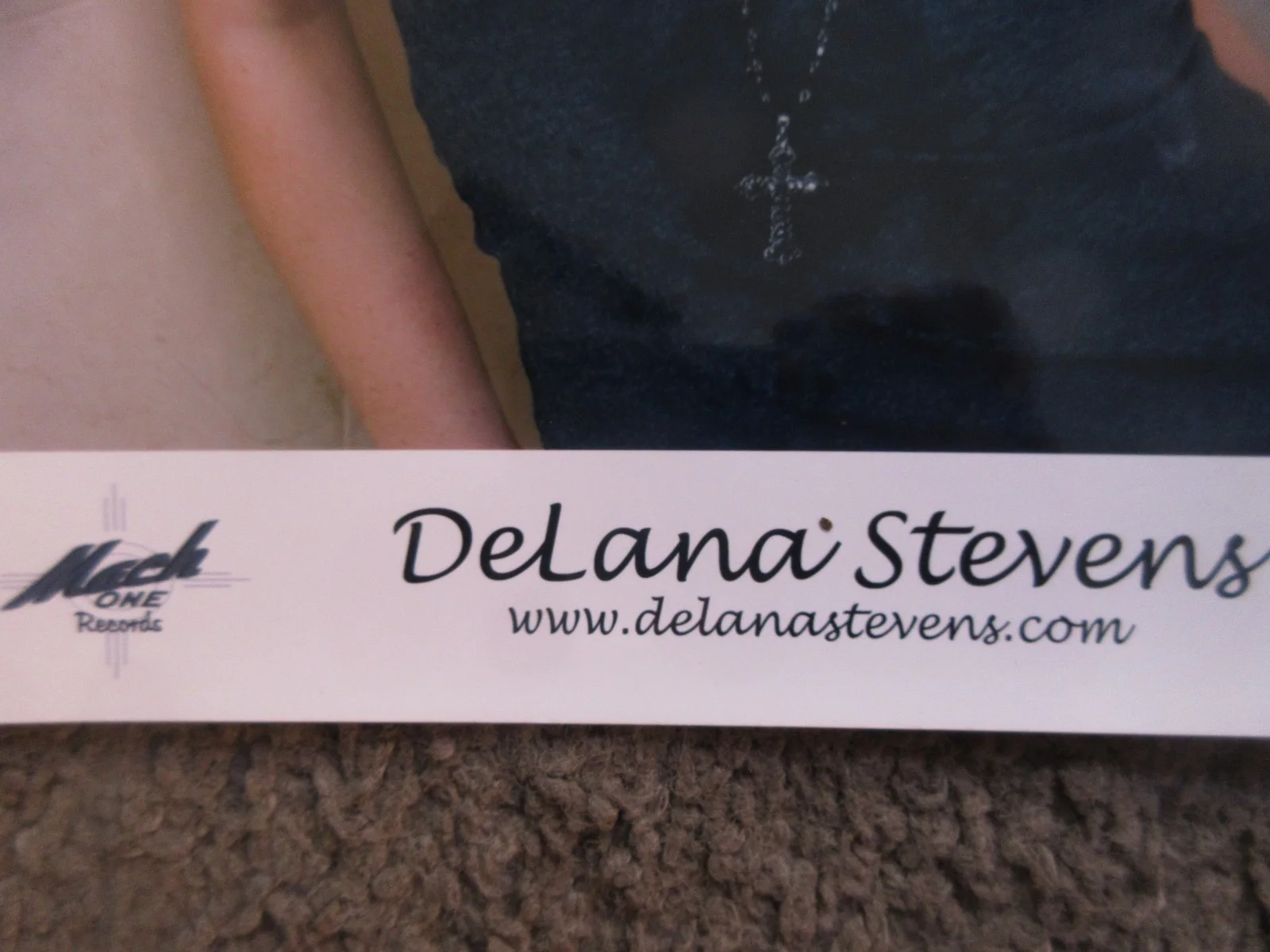 DeLANA STEVENS (COUNTRY SINGER) 2006 MACK RECORDS SIGNED 8"x10" PUBLICITY PHOTO, изображение 3
