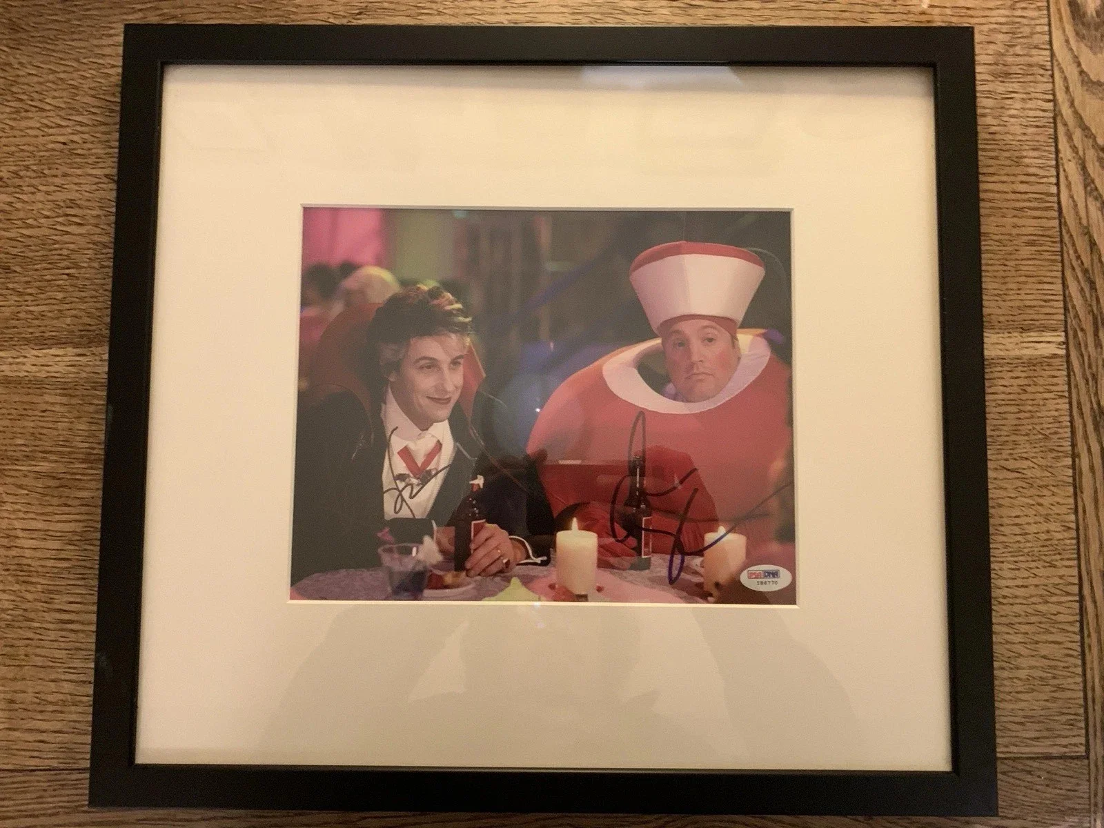 ADAM SANDLER — ADAM SANDLER & KEVIN JAMES signed MATT/FRAMED photo PSA/DNA LOA chuck/larry film, изображение 2