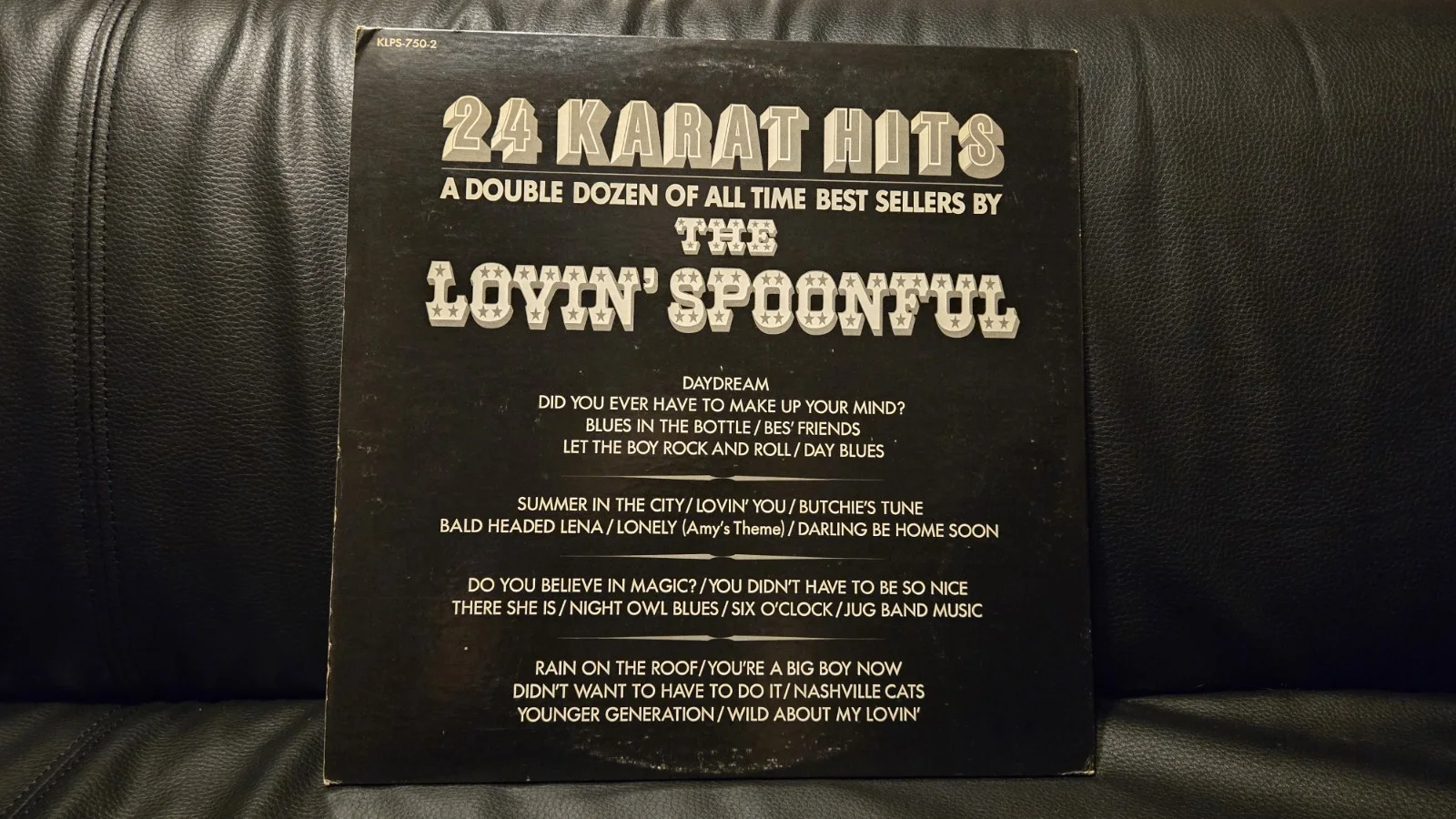 The Lovin' Spoonful 24 Karat Hits Vinyl SIGNED, image 2