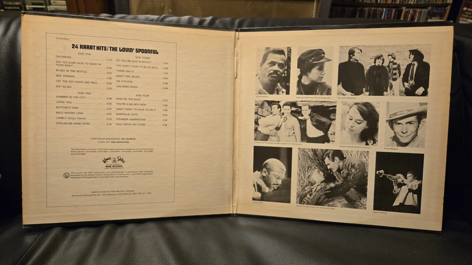 The Lovin' Spoonful 24 Karat Hits Vinyl SIGNED, image 3
