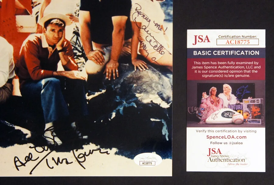 TINA LOUISE, DAWN WELLS — *JSA Cert* TINA LOUISE & DAWN WELLS SIGNED Gilligan's Island Color 8x10 Photo!, изображение 2
