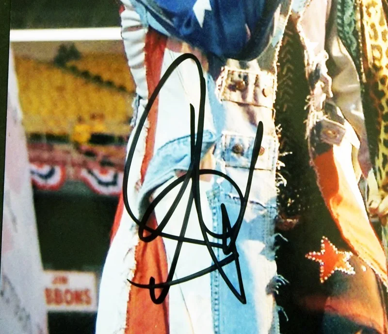 STEVEN TYLER SIGNED Large 11x14 Aerosmith Concert Photo, Beckett Certified! (4), изображение 3