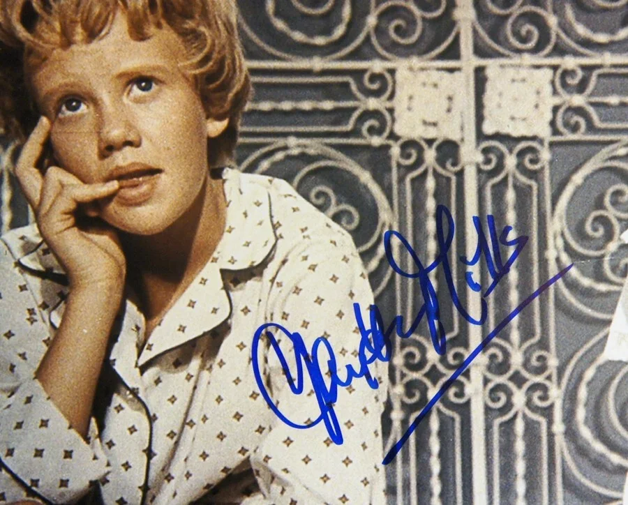Hayley Mills — HAYLEY MILLS SIGNED and Beckett Certified Parent Trap 8x10 Photo!, изображение 2