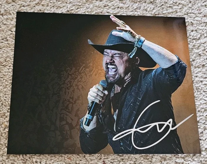 GEOFF TATE Signed Autograph 8x10 Photo! Queensryche! RARE!, image 2