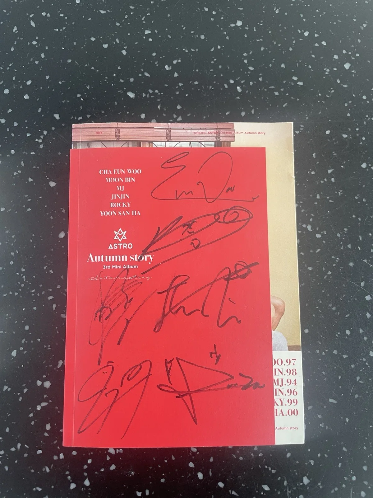 ASTRO Autumn Story 3rd Mini Album Original Signed Autographed, image 5