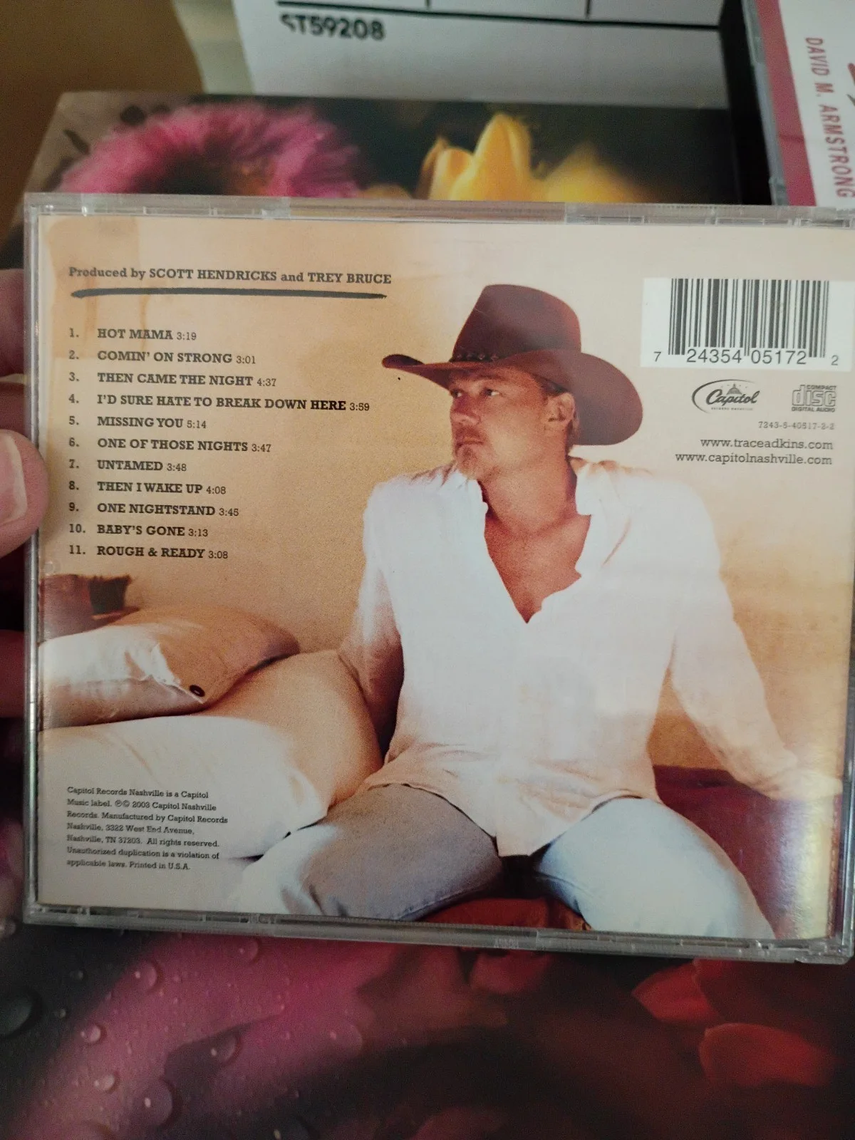 Trace Adkins - "COMIN' ON STRONG" CD - Booklet Is **SIGNED** - Mint Disc, image 3