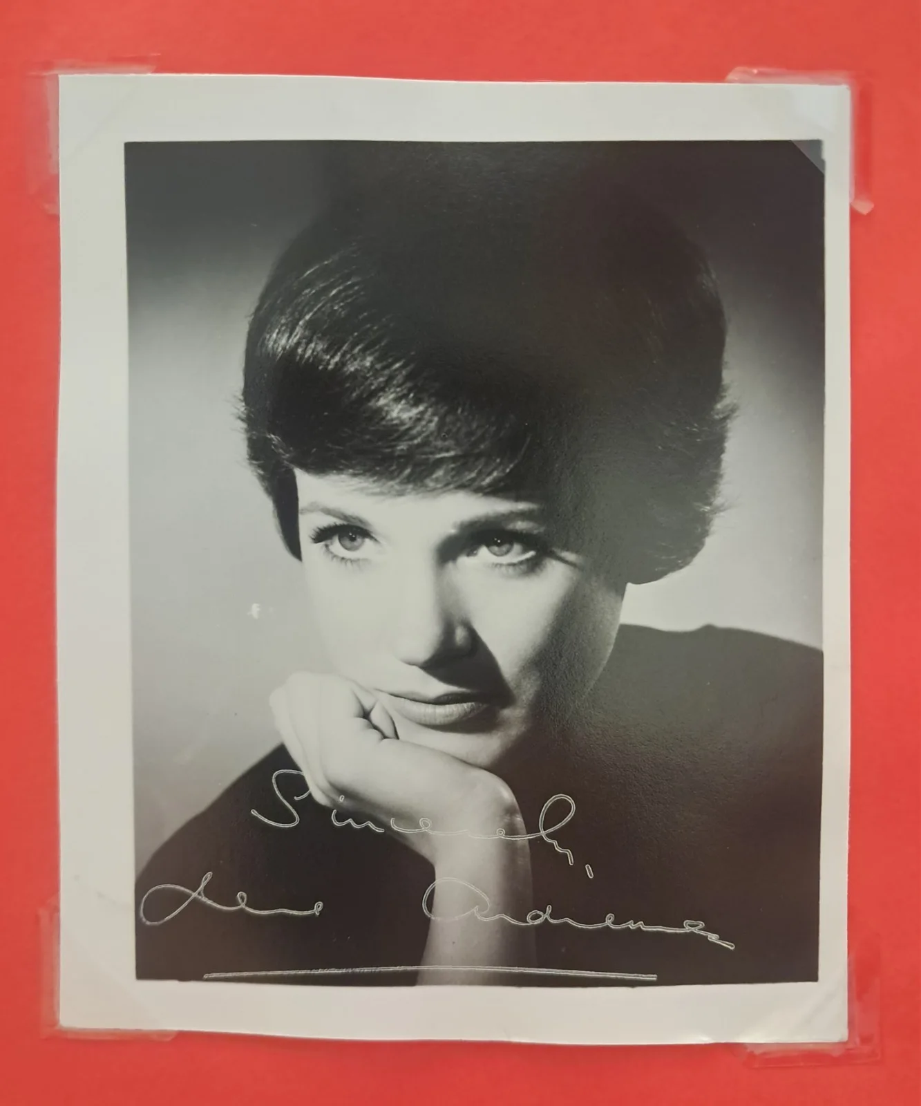 Sincerely, Leo Andrews — Julie Andrews autographed original photograph Signed Movies