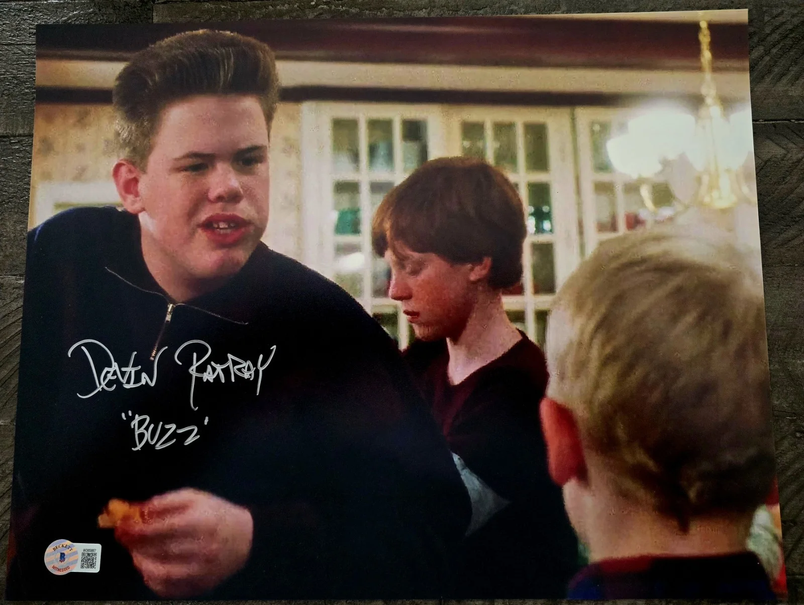 Devin Ratray — Devin Ratray Signed 11x14 Home Alone Character Name Beckett Witnessed
