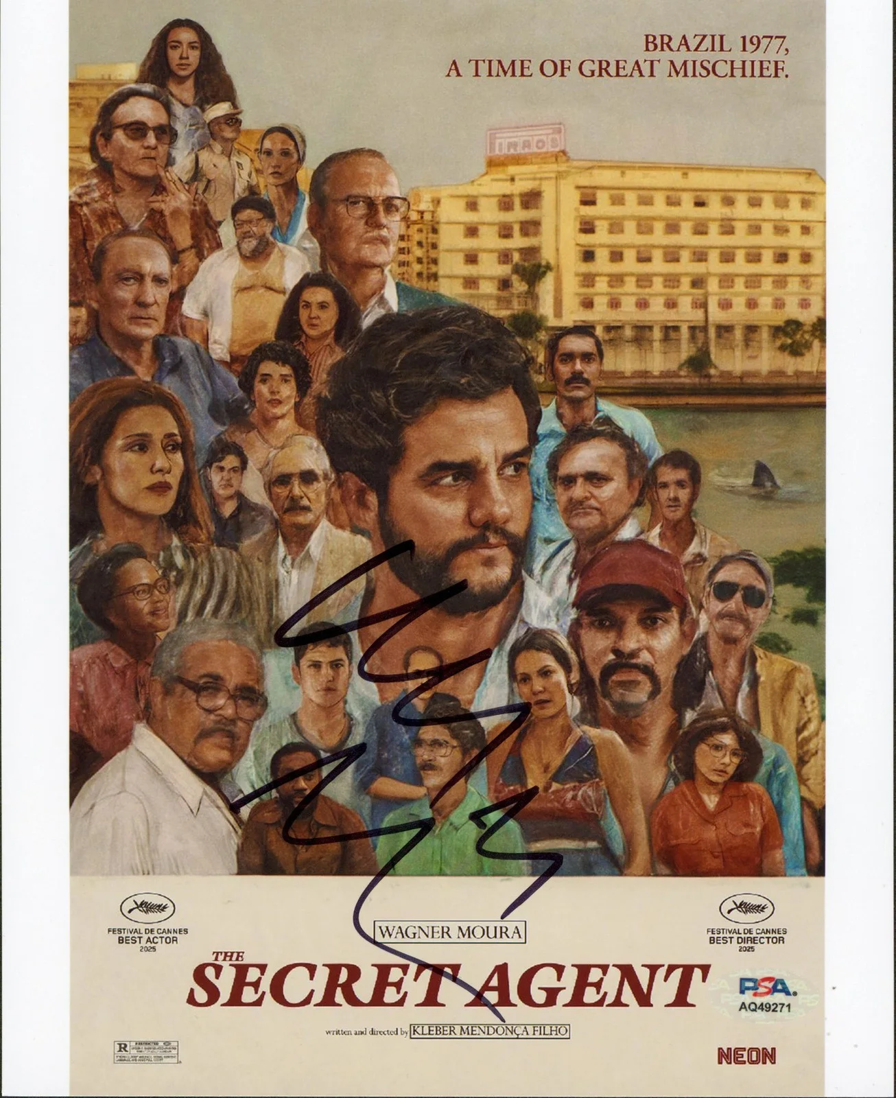 Wagner Moura — Wagner Moura The Secret Agent Authentic Signed 8x10 Photo PSA/DNA #AQ49271
