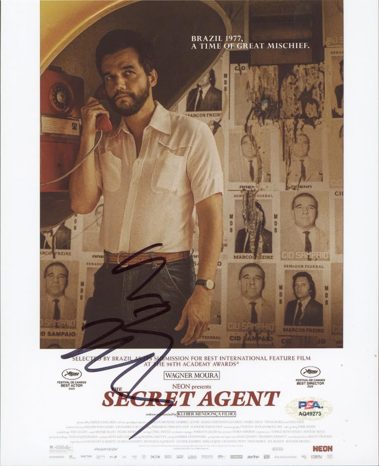 Wagner Moura — Wagner Moura The Secret Agent Authentic Signed 8x10 Photo PSA/DNA #AQ49273