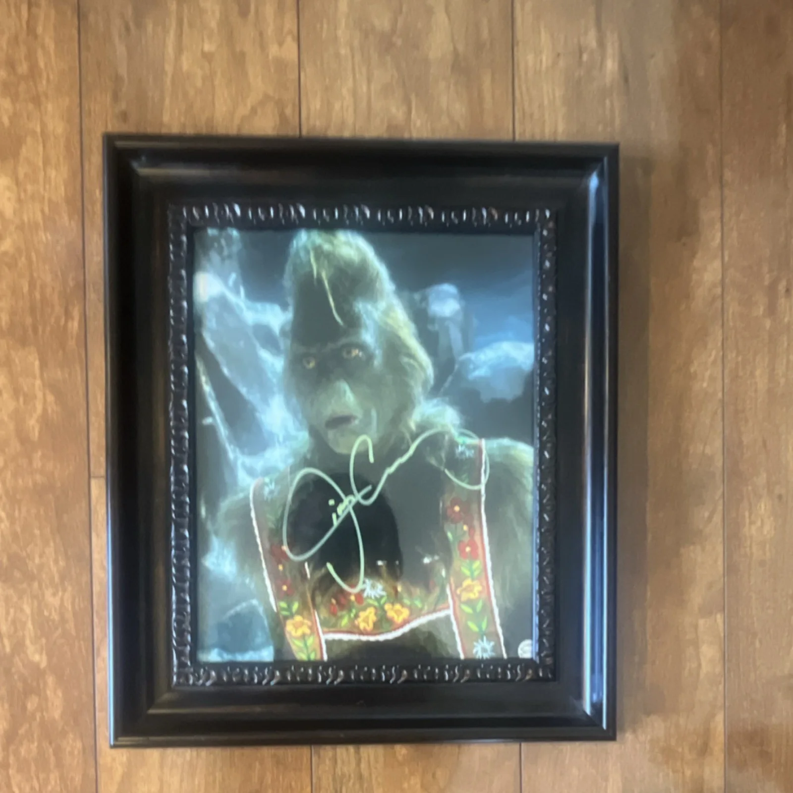 Jim Carrey — Jim Carrey Autographed Framed Original Photo How the Grinch Stole Christmas