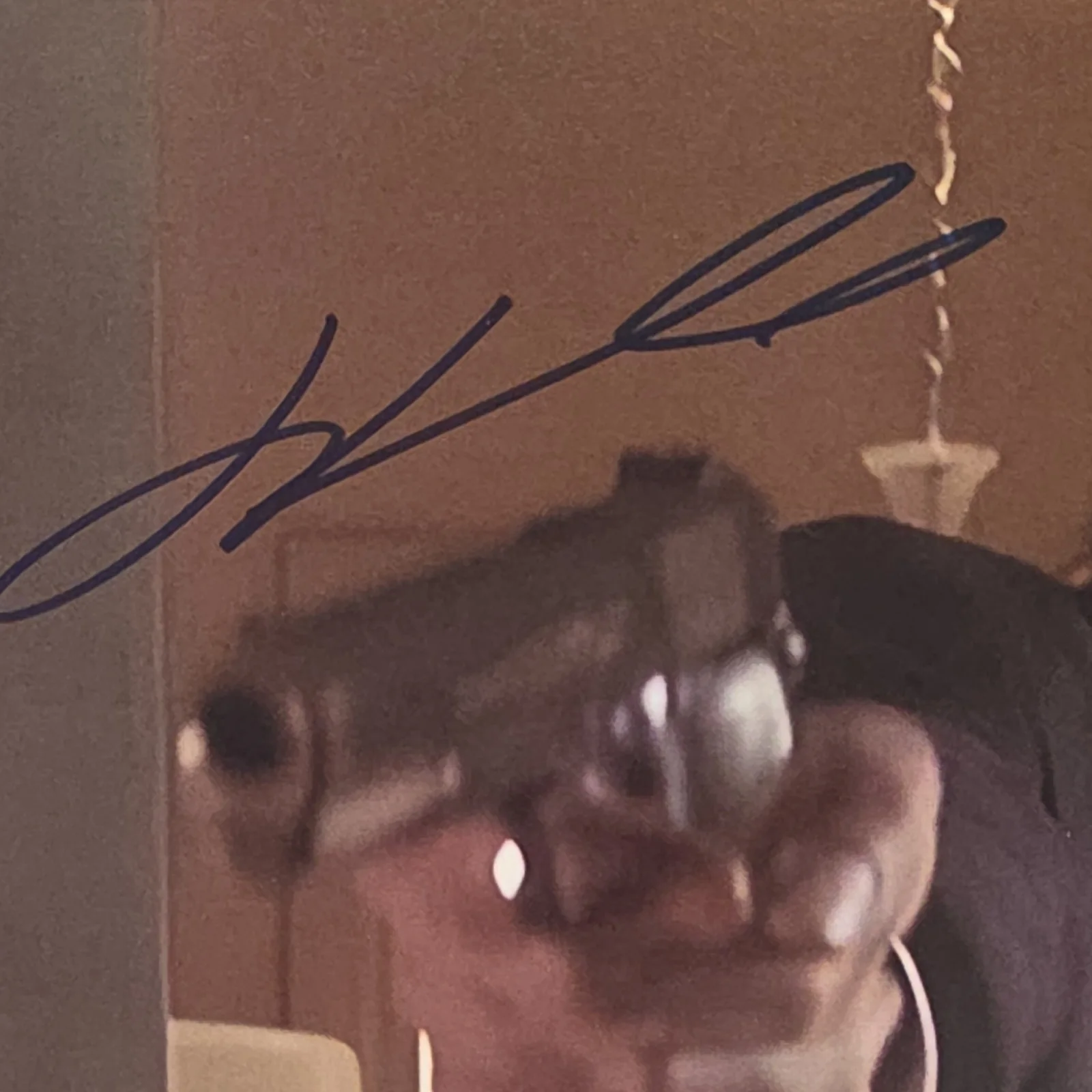 John Travolta Autographed Movie Photograph w/ ACA Authentication Certificate, изображение 2
