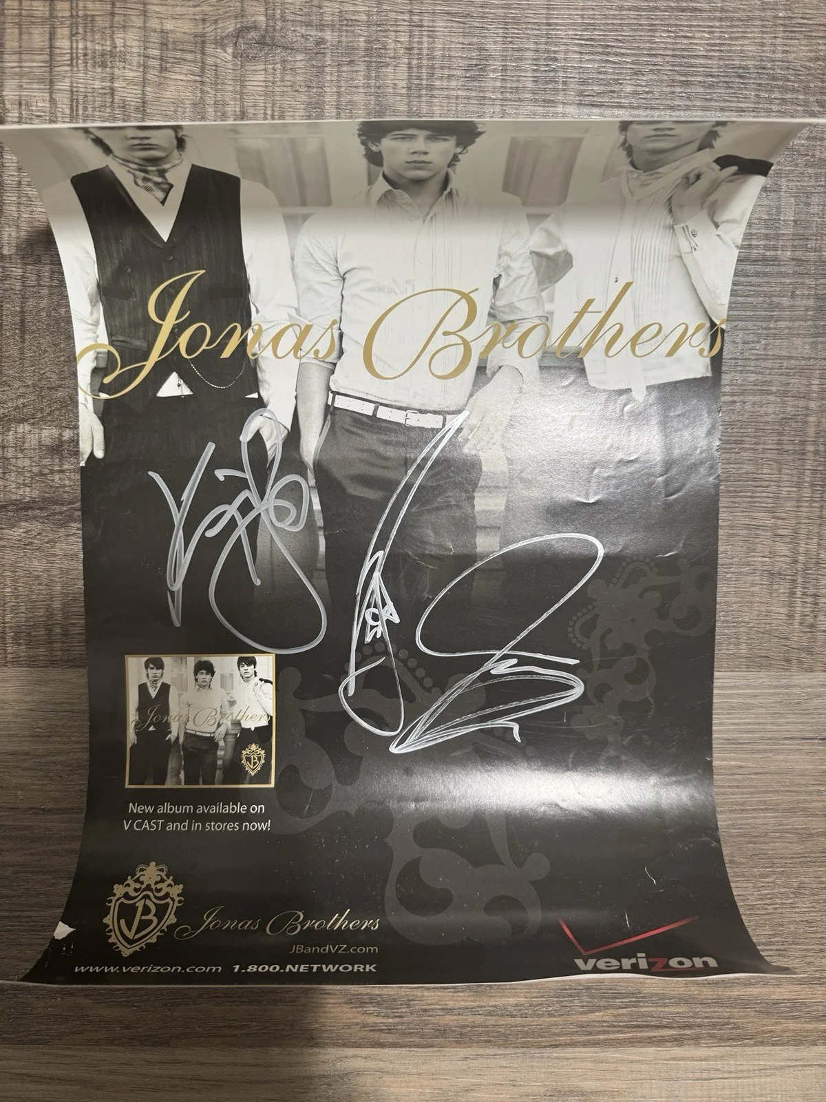 Jonas Brothers Autograph Poster From Debut Album Hand Signed At Verizon Wireless, image 3