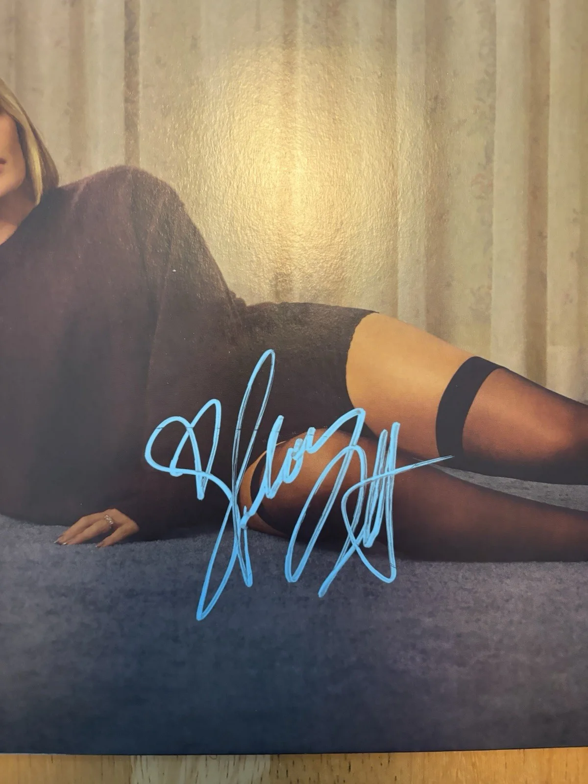 Hillary Duff Signed Autographed Luck Or Something Vinyl. JSA Coa. Super Rare, image 2