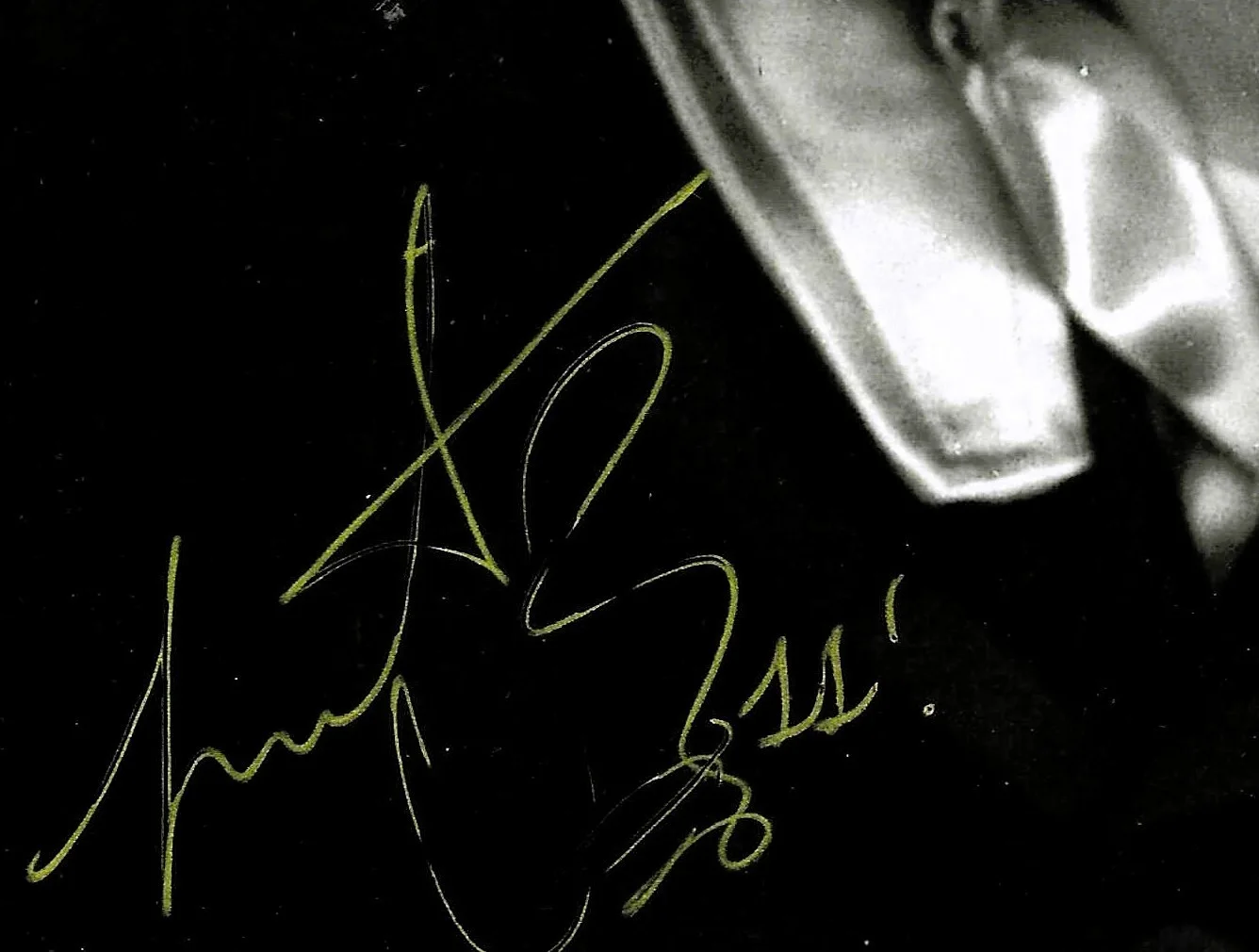 Charlie Watts Signed of ROLLING STONES 8x10 Photo with COA, image 2