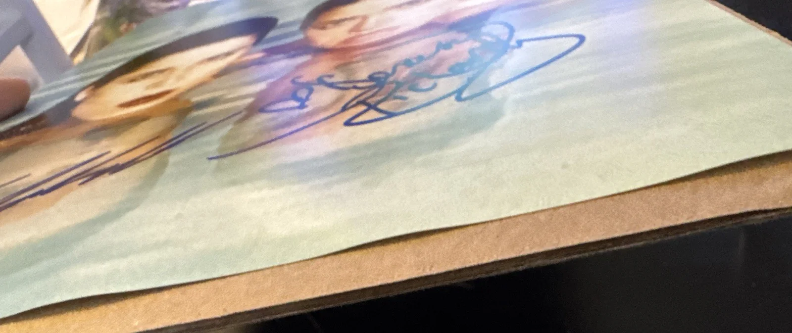 Neve Campbell — Neve Campbell Denise Richards Signed 11x14 Wild Things Photo Beckett BAS, image 5