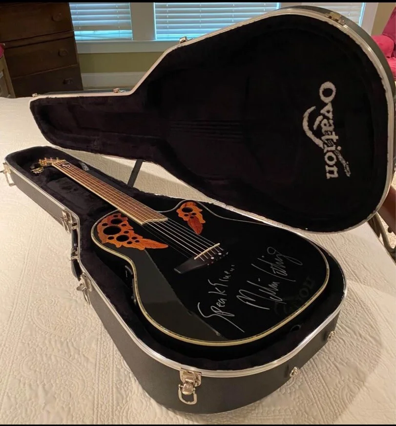 OVATION Acoustic Electric Guitar + Case Signed By Melissa Etheridge Celebrity, image 3
