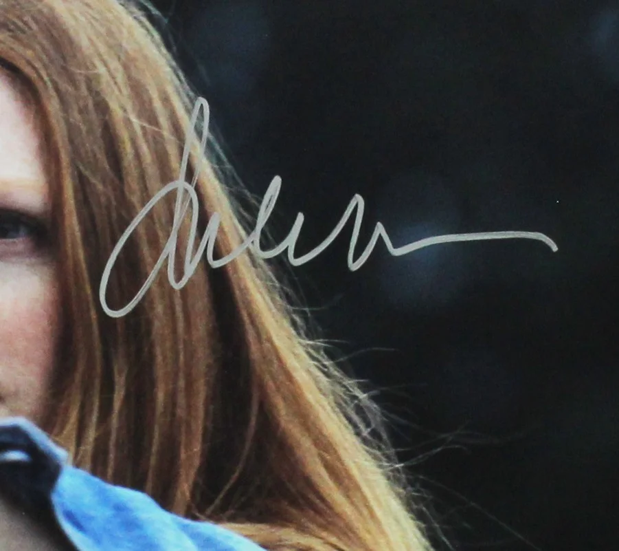 Julianne Moore — Julianne Moore Signed Unframed 11x14 Hannibal Photo, изображение 2