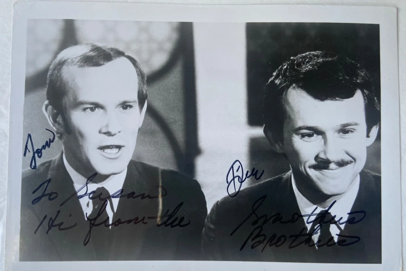 The Smothers Brothers -both signed-5"x7"B/W Photograph, изображение 2