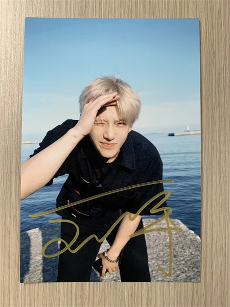 6" Wang Anyu /王安宇 Hand Signed Autographed Photo Autographs Collection Original, image 3