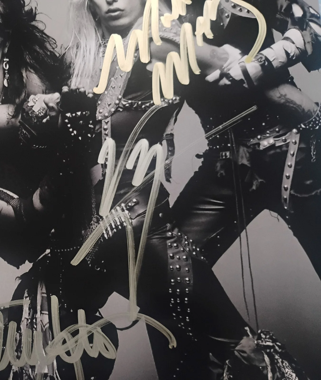Motley Crue 4x Signed Photo COA Mick Mars, Nikki Sixx, Tommy Lee NO US TARIFFS, image 5