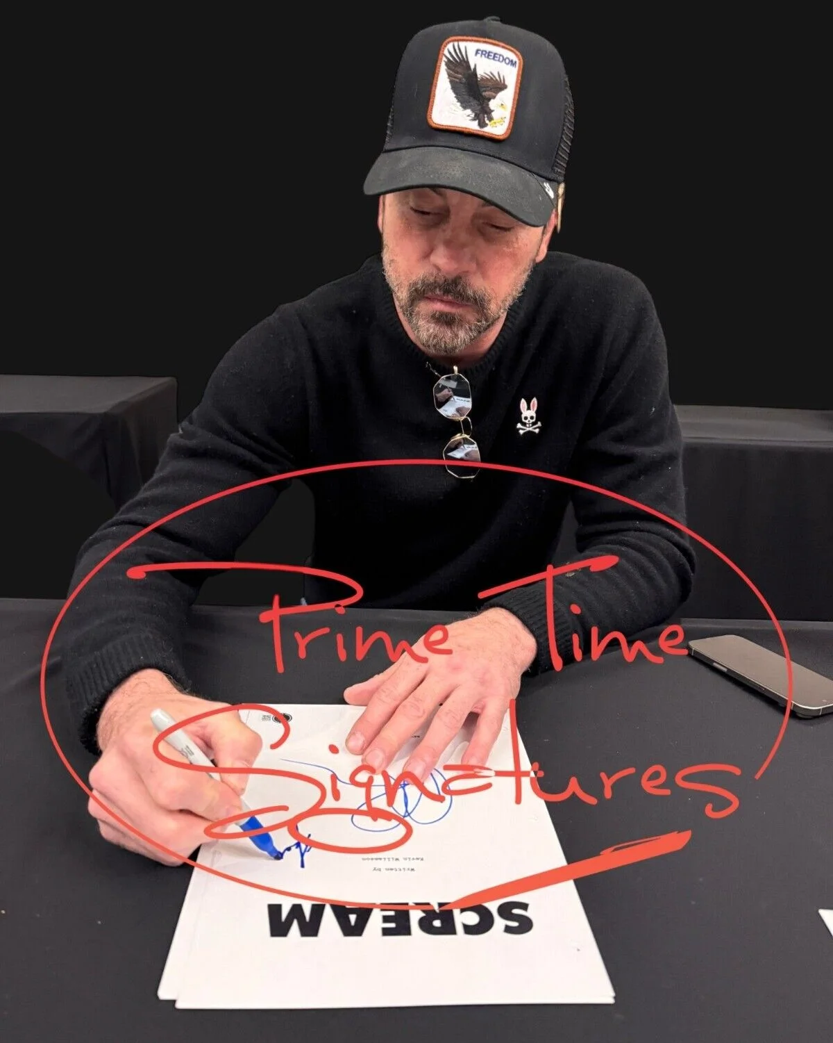 Matthew Lillard — Matthew Lillard Skeet Ulrich Signed Scream Script Autograph Beckett Witness, image 2