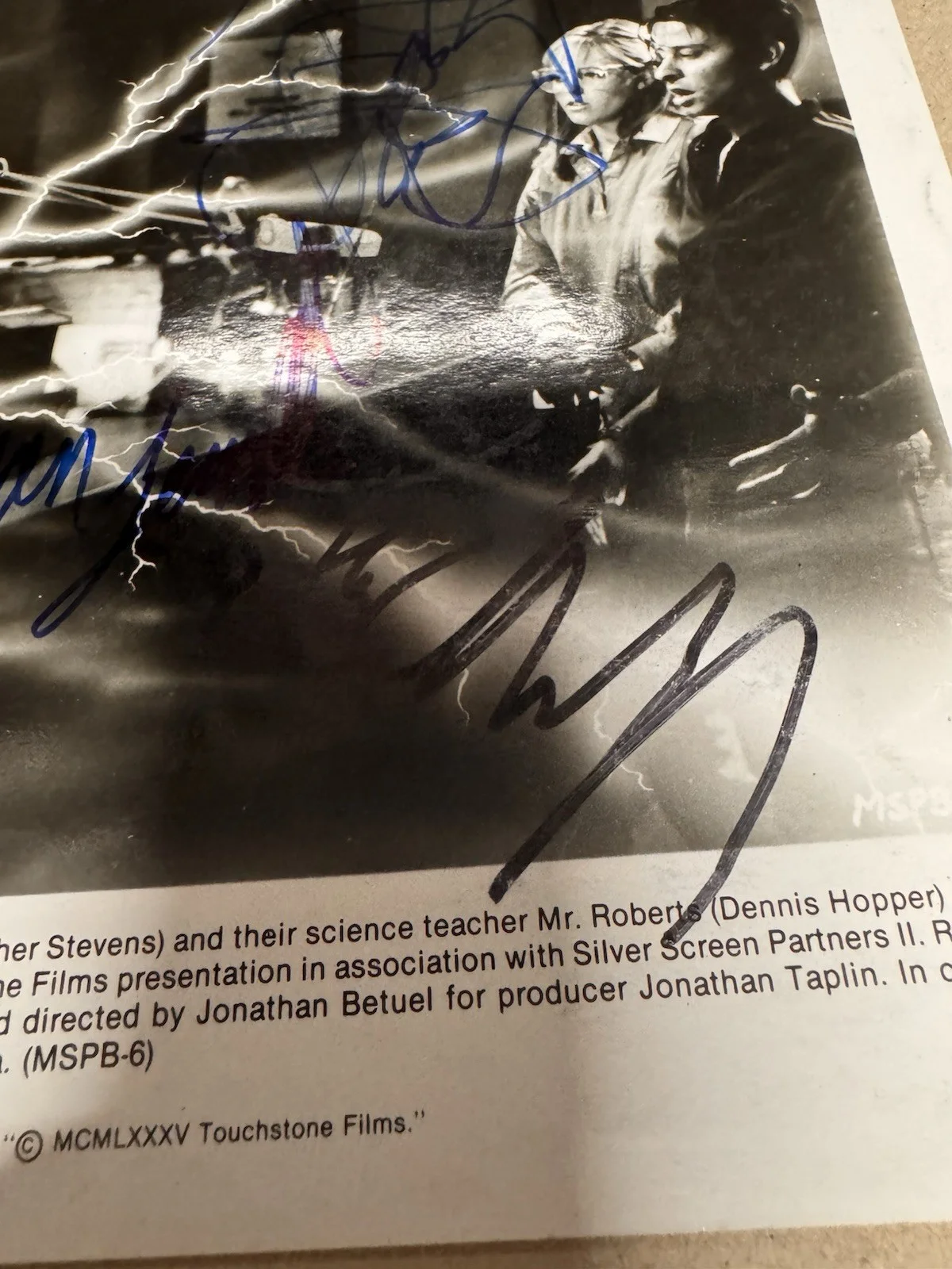 My Science Project Signed Cast Photo. Dennis Hopper John Stockwell Fisher Steven, image 4