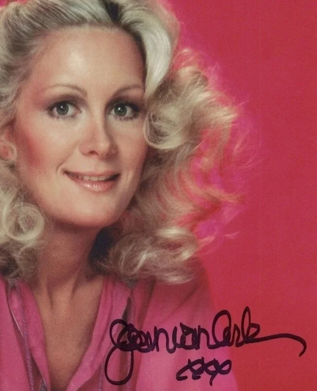 Joan Van Arc — JOAN VAN ARK - 'Valene Ewing' on TV's "Knots Landing Signed 8x10 Photo W/COA, изображение 2