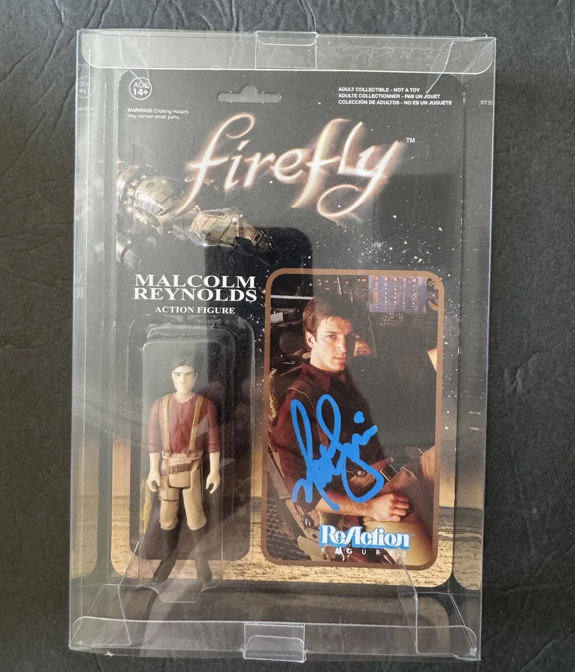 Nathan Fillion — Nathan Fillion Signed Captain Malcom Reynolds Figure Firefly Reaction PSA/DNA, изображение 3