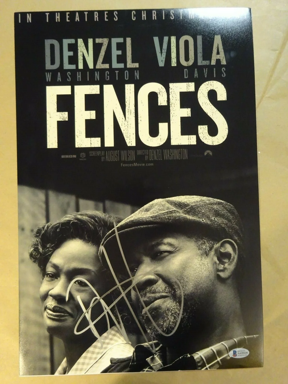 Denzel Washington — Signed Denzel Washington Autographed Fences 12"x18" Photo Beckett BAS COA, image 2