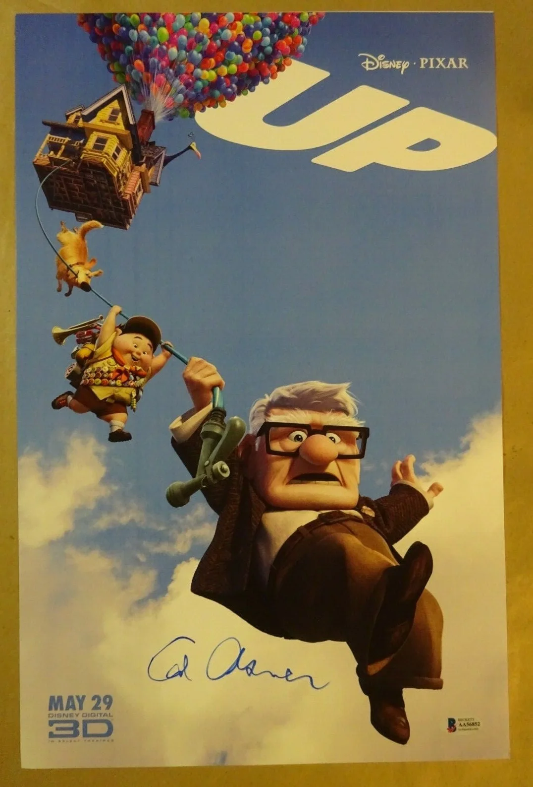 Ed Asner — Signed ED ASNER Autographed DISNEY PIXAR UP 11"x17" Photo BECKETT BAS COA, изображение 2