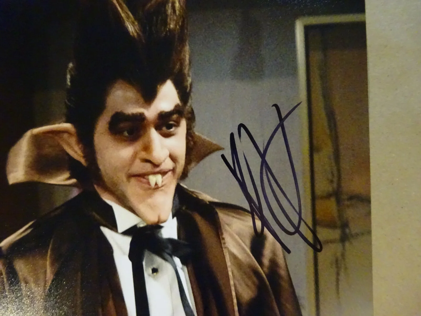 Pete Davidson — Signed PETE DAVIDSON Autographed Photo Saturday Night Live 11X14 BECKETT COA, image 3