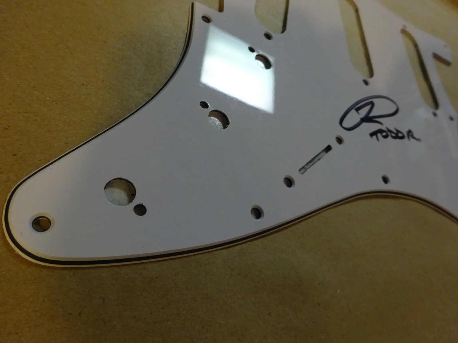 Signed TODD RUNDGREN Autographed Guitar Pick Guard BECKETT BAS COA, image 4
