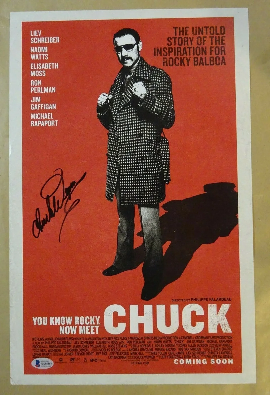 Chuck Wepner — Signed CHUCK WEPNER Autographed "CHUCK" Movie 11"x17" Photo BECKETT BAS COA, изображение 2