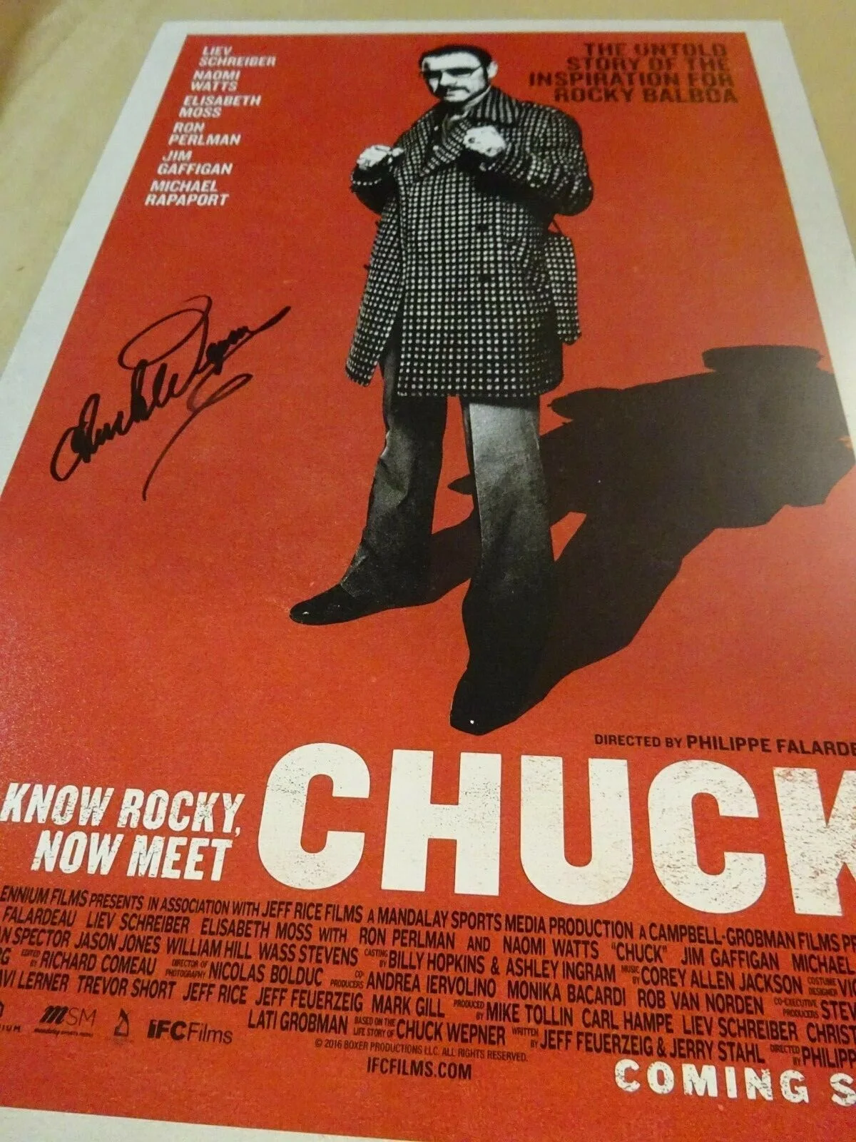 Chuck Wepner — Signed CHUCK WEPNER Autographed "CHUCK" Movie 11"x17" Photo BECKETT BAS COA, изображение 3