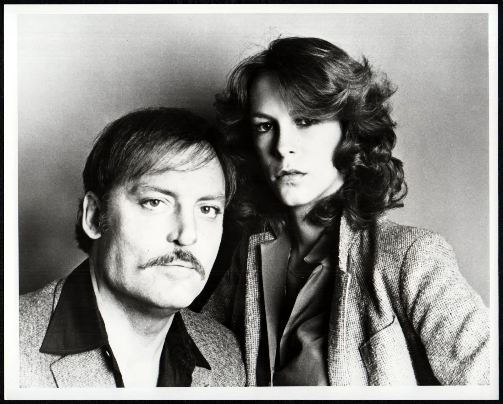 ROAD GAMES 1981 Richard Franklin, Stacy Keach, Jamie Lee Curtis 3 10x8 STILLS, image 4