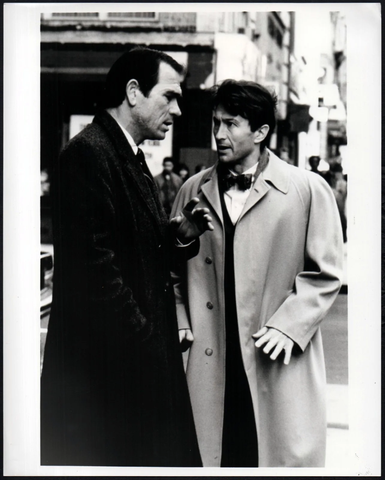 DEAD CAN’T LIE 1988 Tommy Lee Jones, Virginia Madsen 2 10x8 STILLS, изображение 3