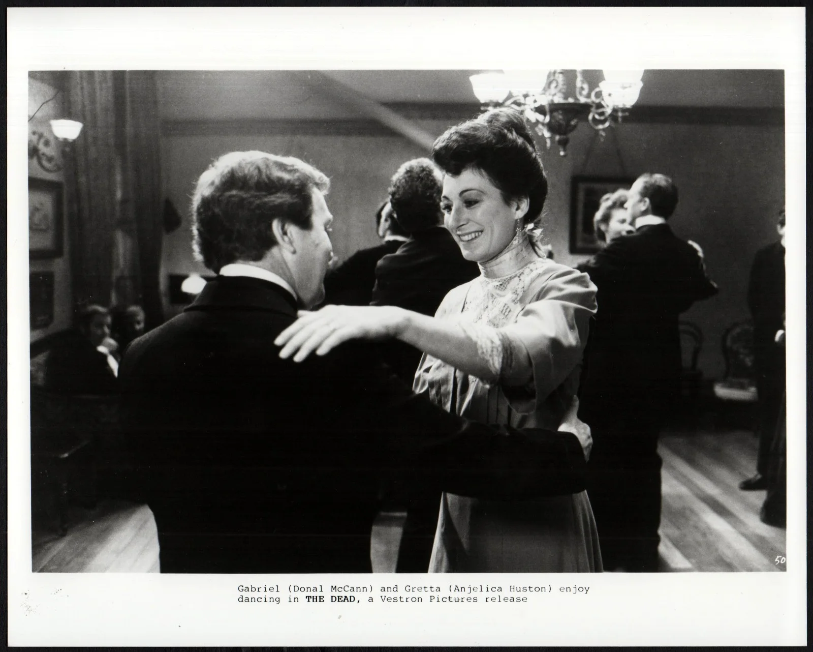 DEAD 1987 John Huston - Donal McCann, Anjelica Huston 4 10x8 STILLS, изображение 4