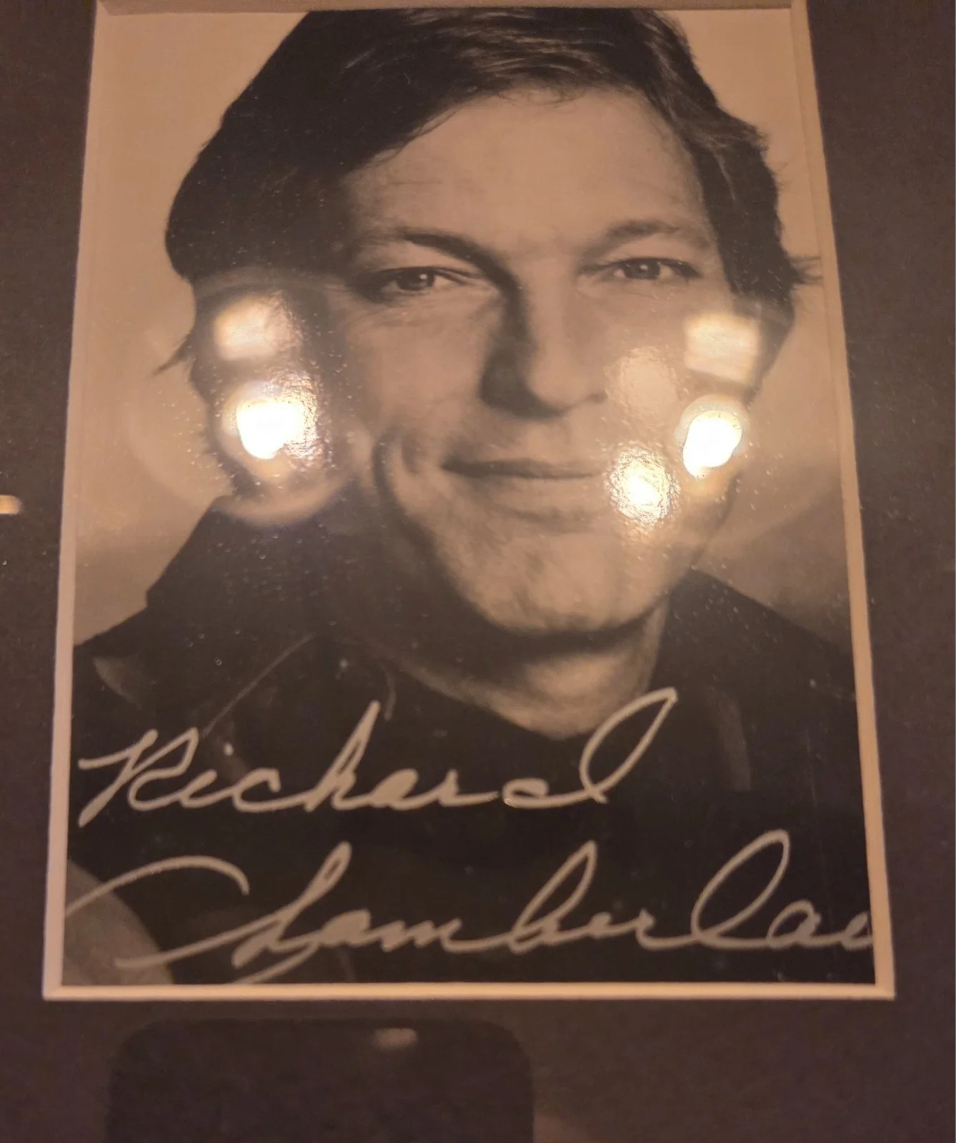 Richard Chamberlain — Richard Chamberlain - Signed Autographed Photo 4x5 Picture Framed & Matted, изображение 2