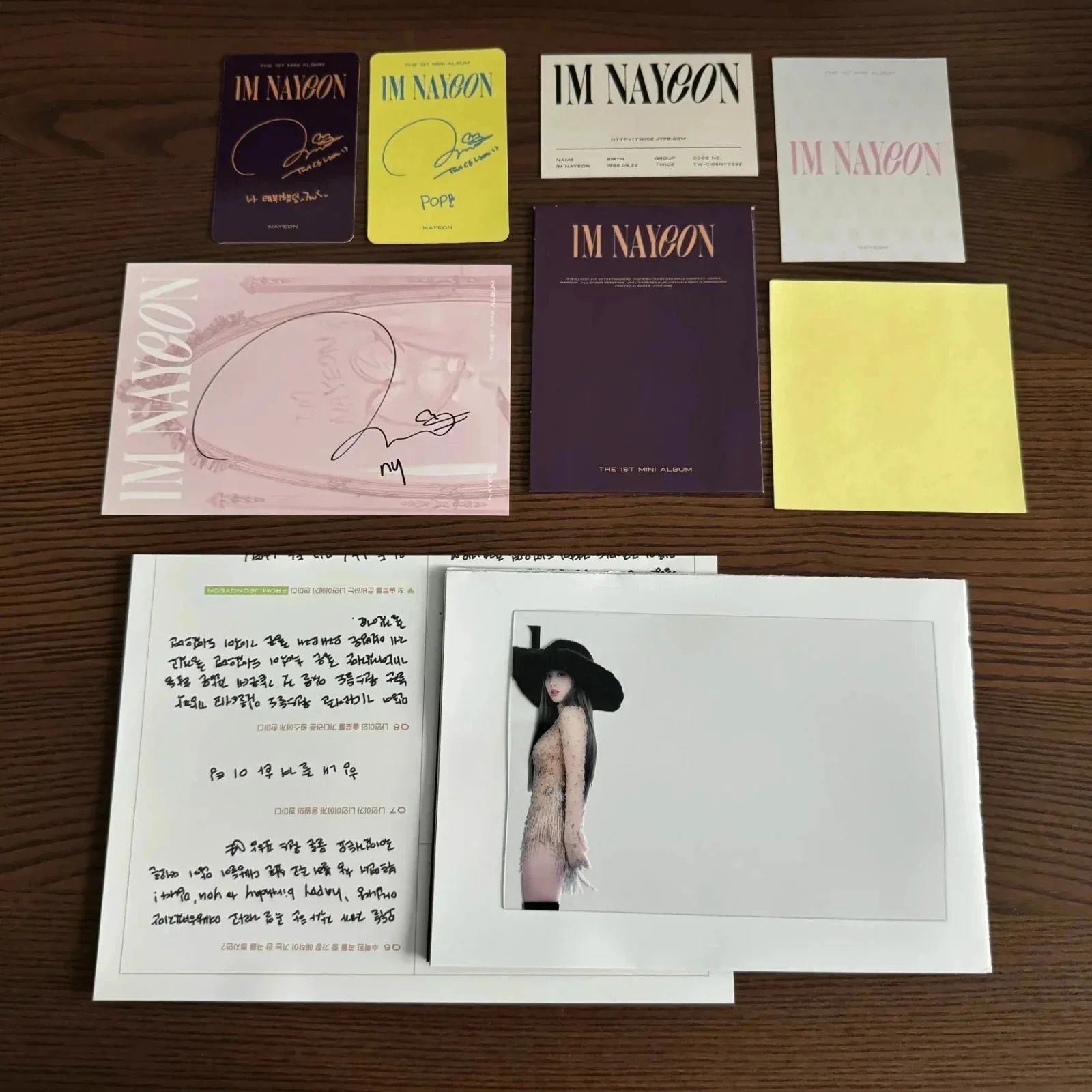*SIGNED POSTCARD* Twice - I'm Nayeon "I'M" Version, The 1st Mini Album 04, изображение 3
