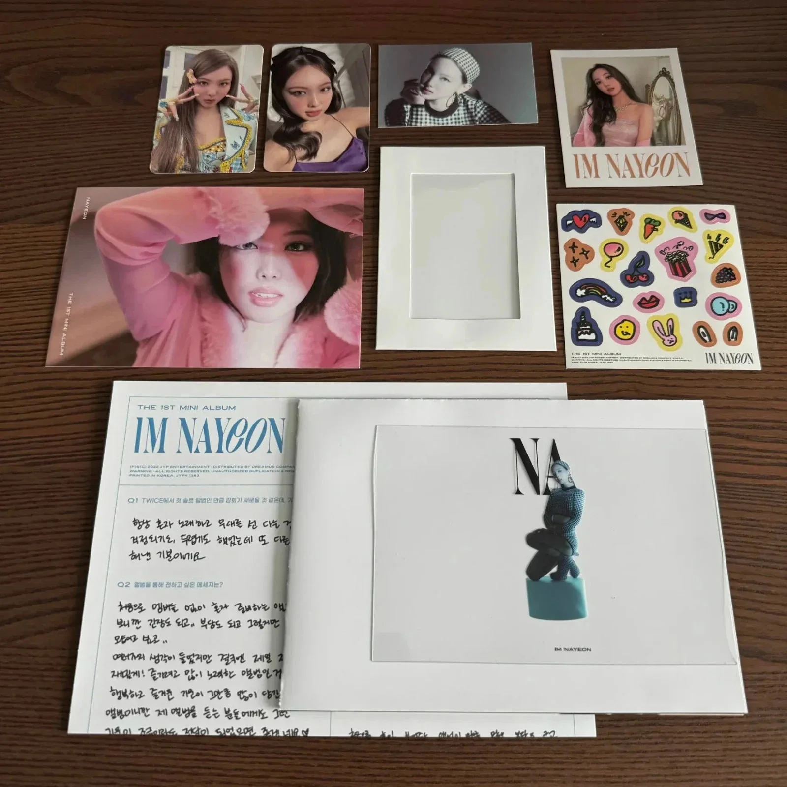 *SIGNED POSTCARD* Twice - I'm Nayeon "YEON" Version, The 1st Mini Album 03, изображение 2