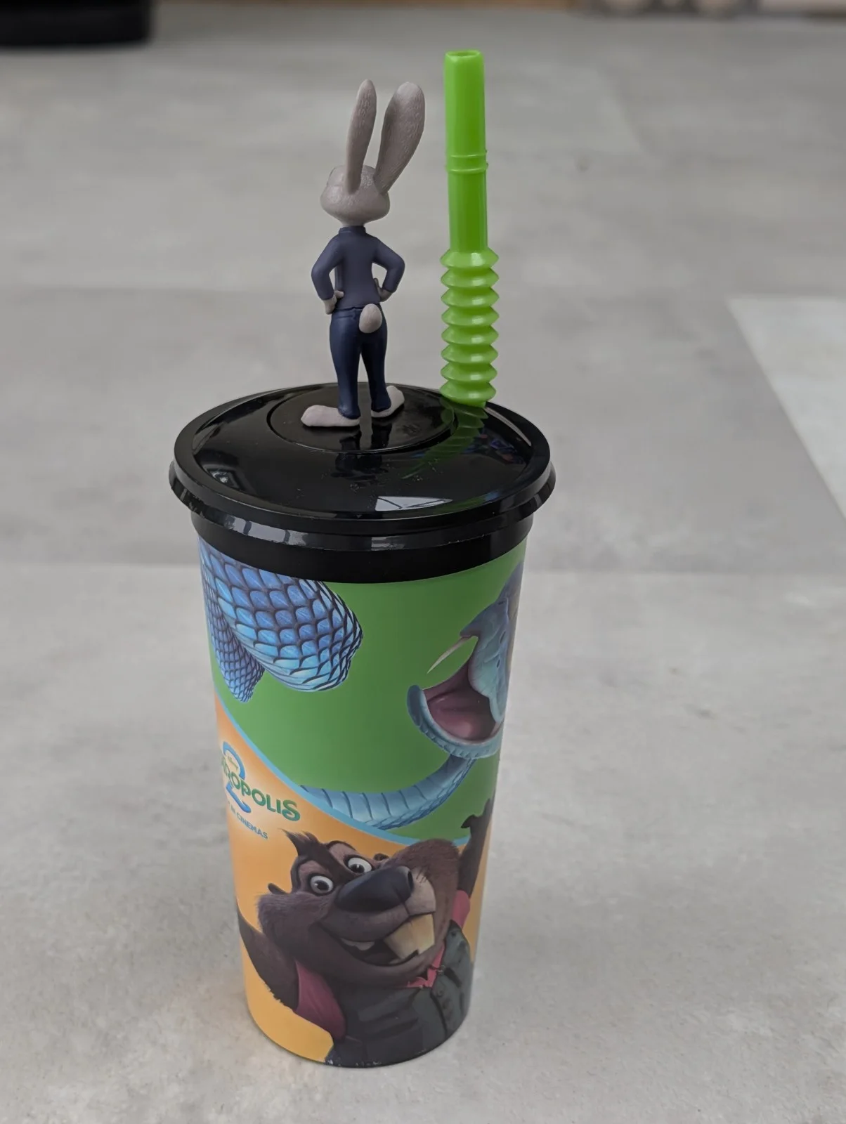 Zootropolis 2 collectable cinema drink cup with Judy hoops figure brand new, image 3