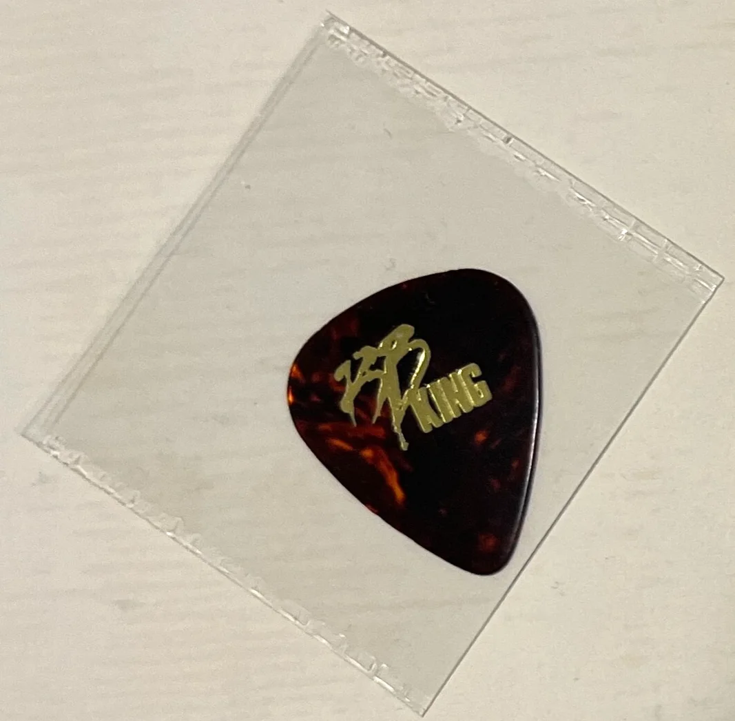 BB KING IN LONDON Signed in Person w/Red Ink Record Album Cover Guitar Pick, изображение 3